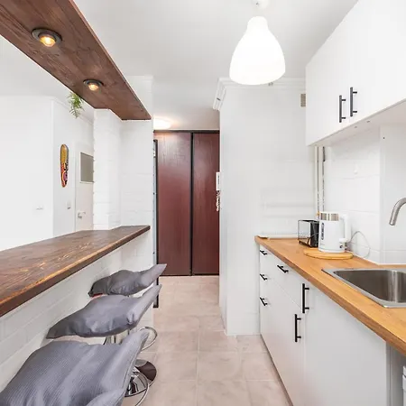Apartment Gornoslaska 17/19 By Homeprime Warsaw